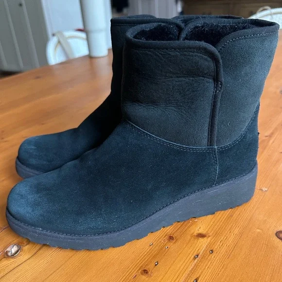 UGG Black Kristin Wedge Suede Boots - Picture 5 of 7